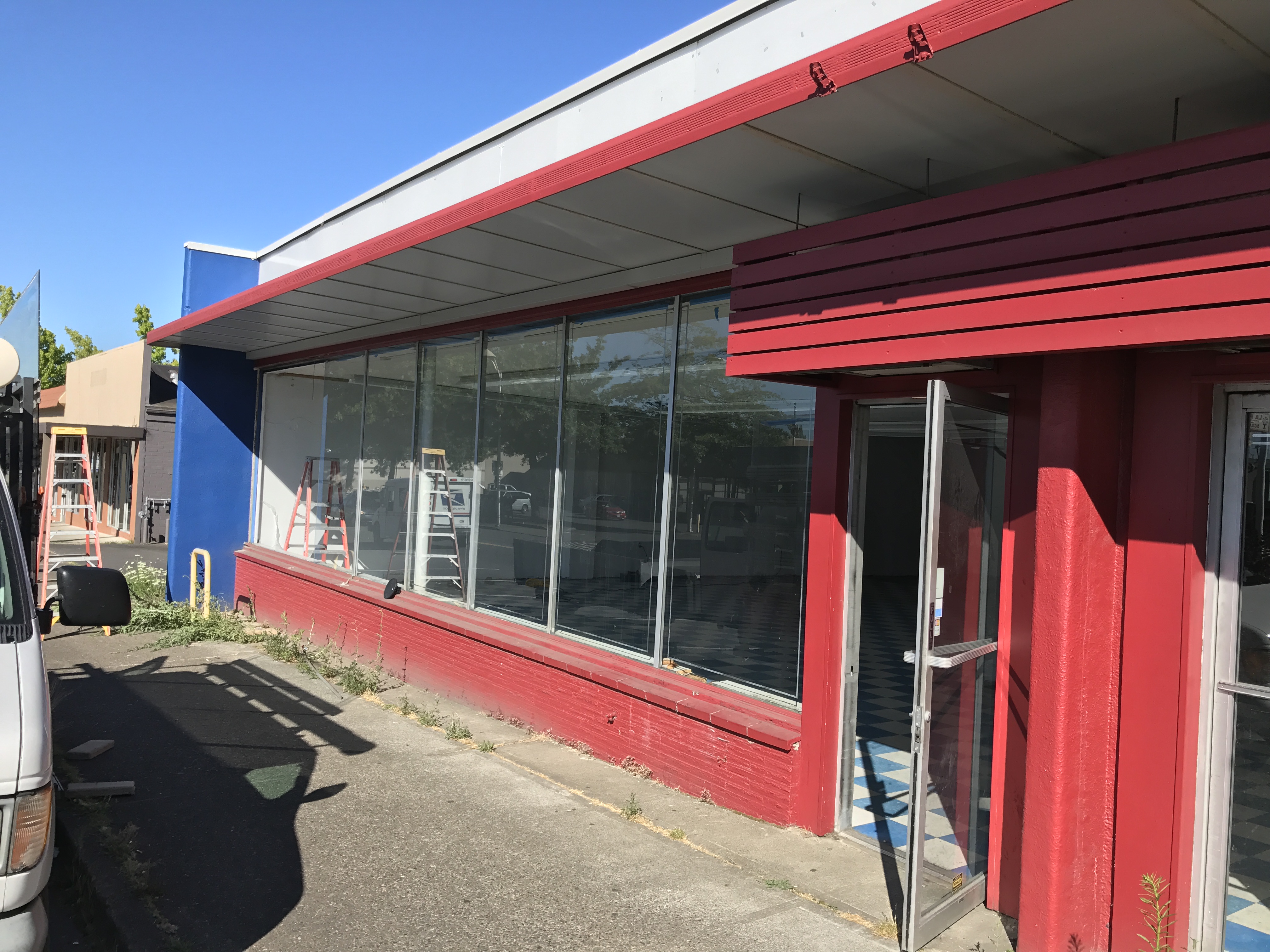 storefront glass repair